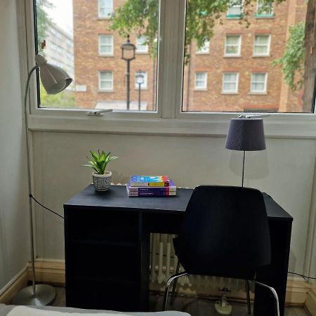 2 Bedrooms Flat In Great Location! Londyn Zewnętrze zdjęcie