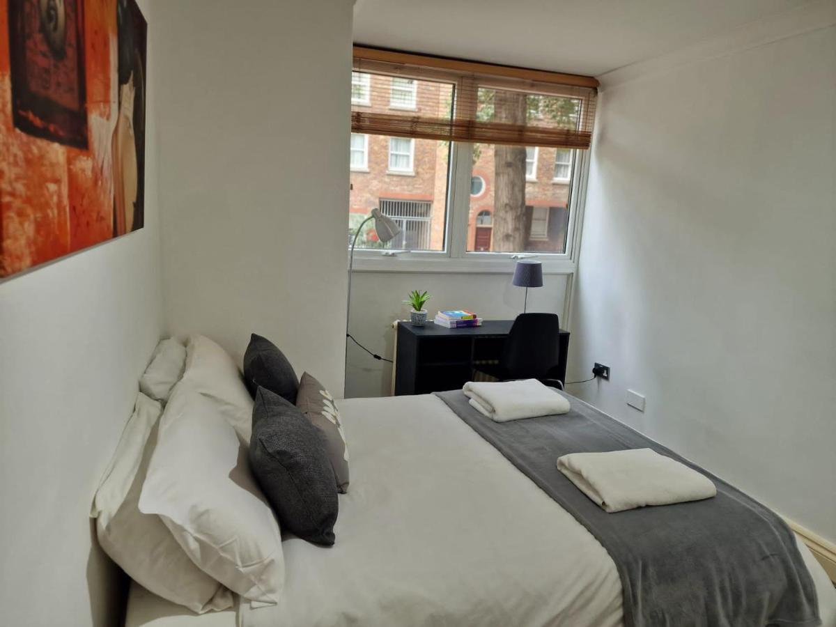 2 Bedrooms Flat In Great Location! Londyn Zewnętrze zdjęcie